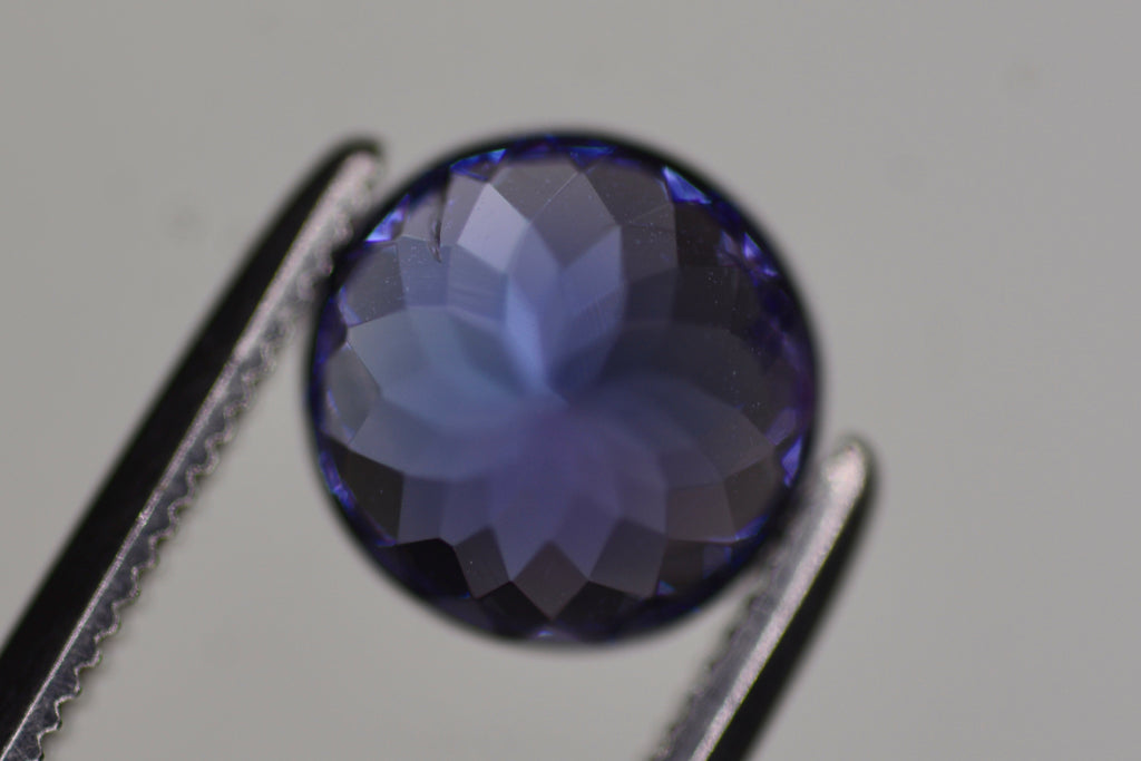 Beautiful 2.20 Carat Natural Tanzanite