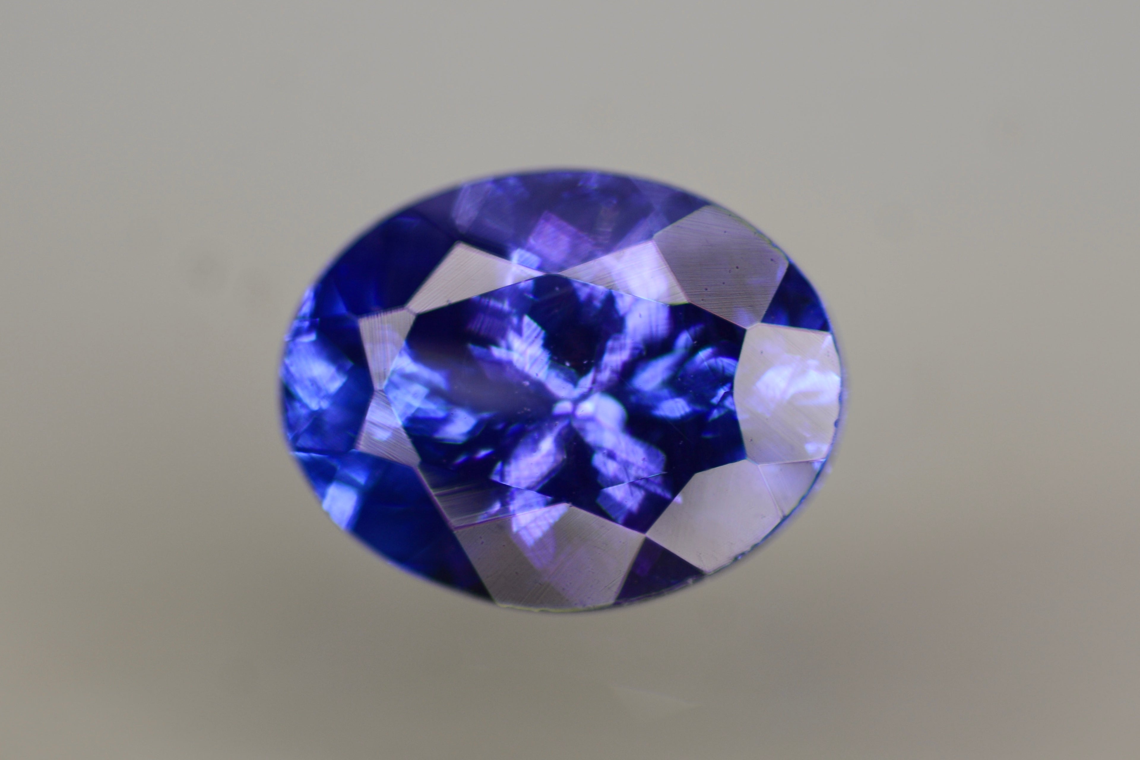 Beautiful 1.70 Carat Natural Tanzanite