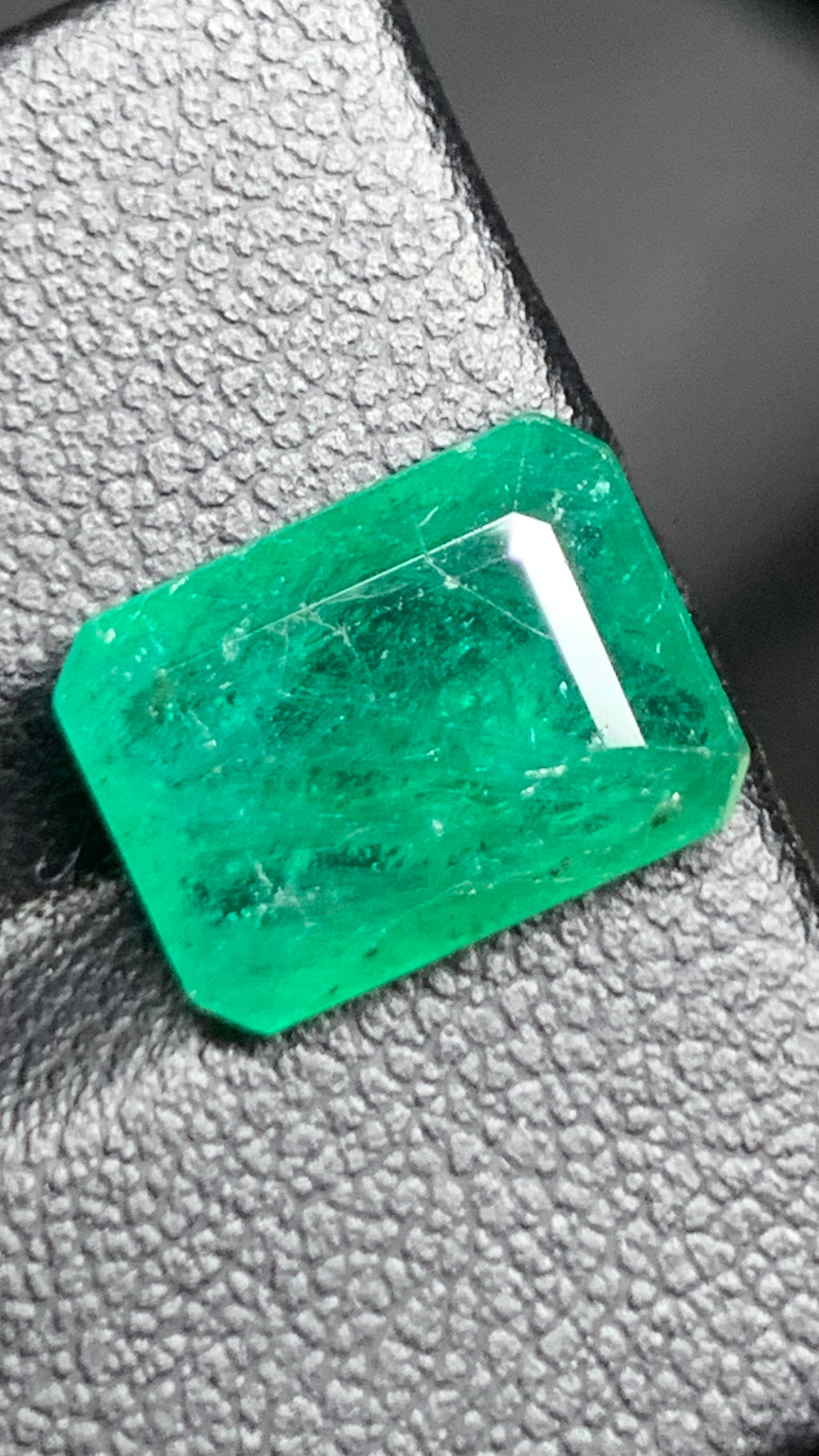 Beautiful 4.25 Carat Natural Green Emerald Zambia