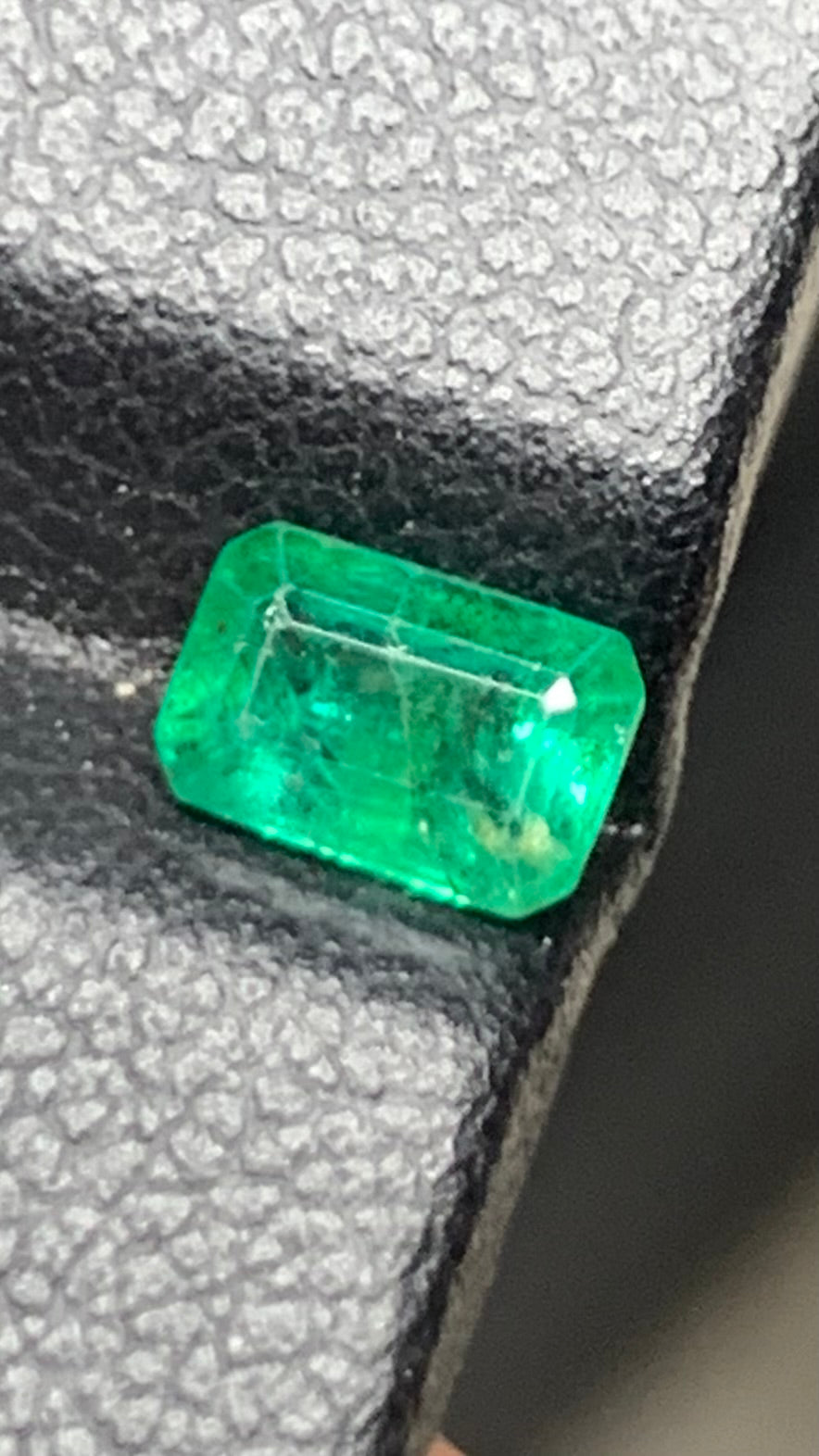 Beautiful 0.70 Carat Natural Green Emerald Swat Pakistan