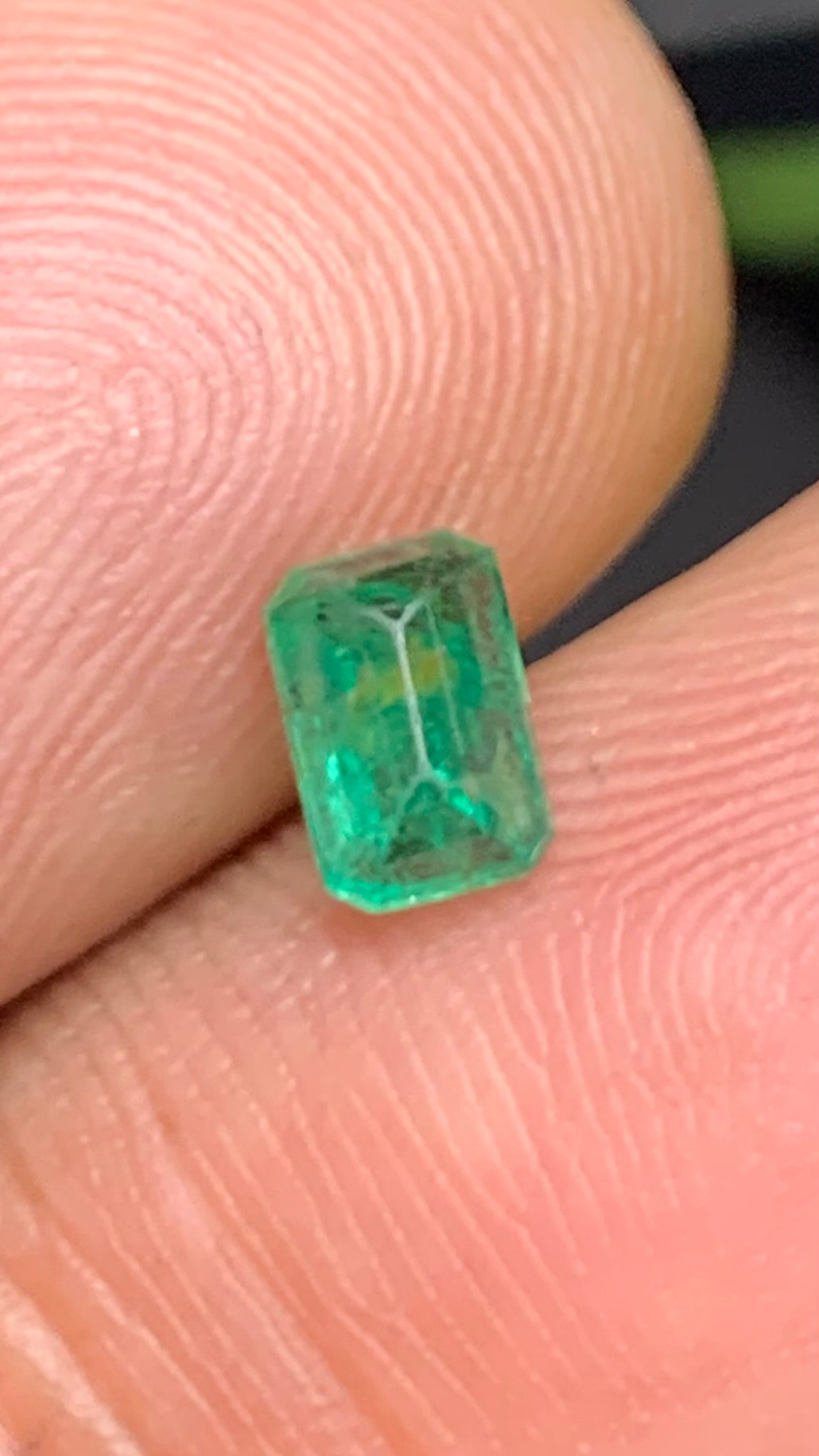 Beautiful 0.70 Carat Natural Green Emerald Swat Pakistan