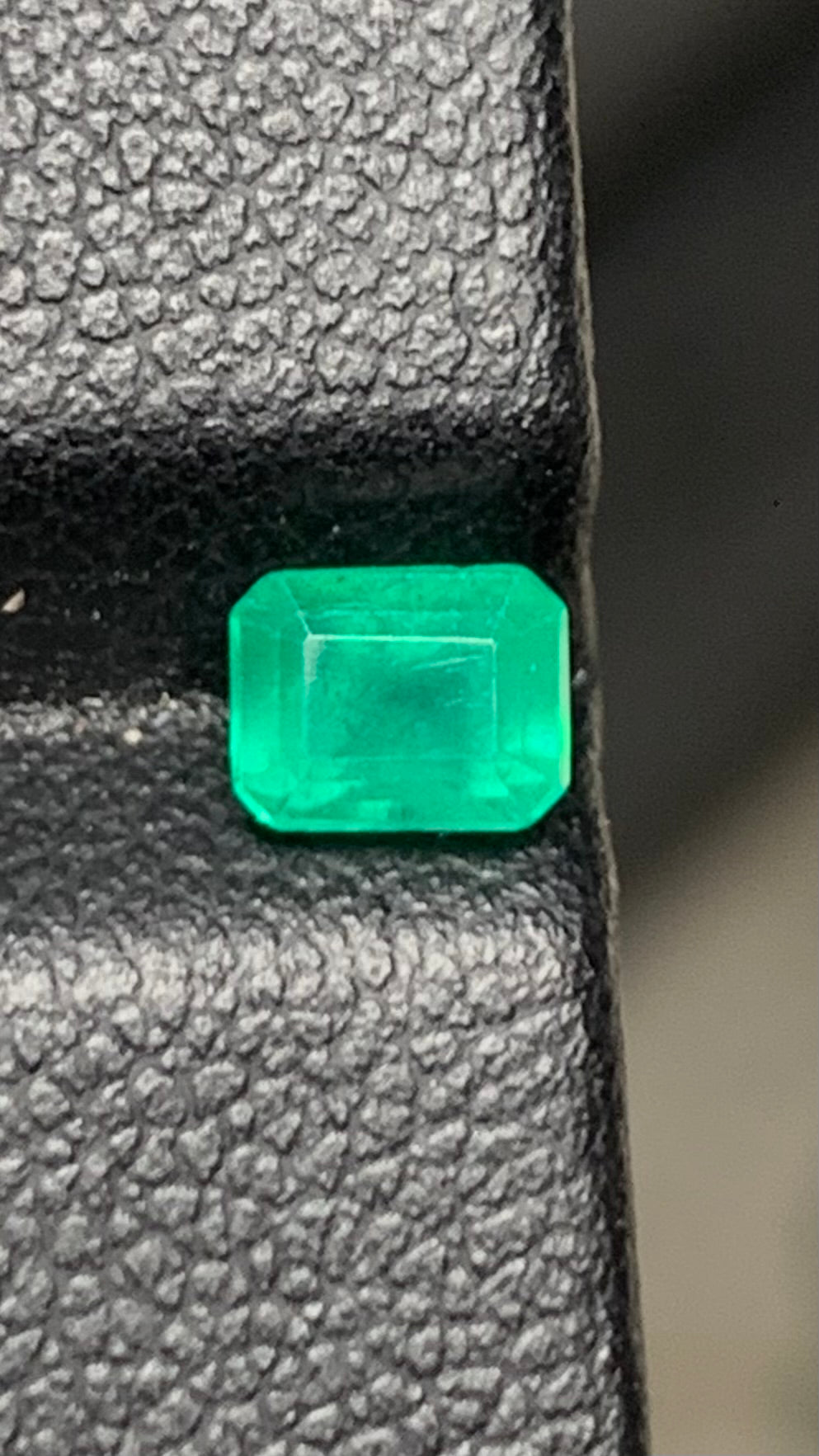 Beautiful 0.60 Carat Natural Emerald Minor oil