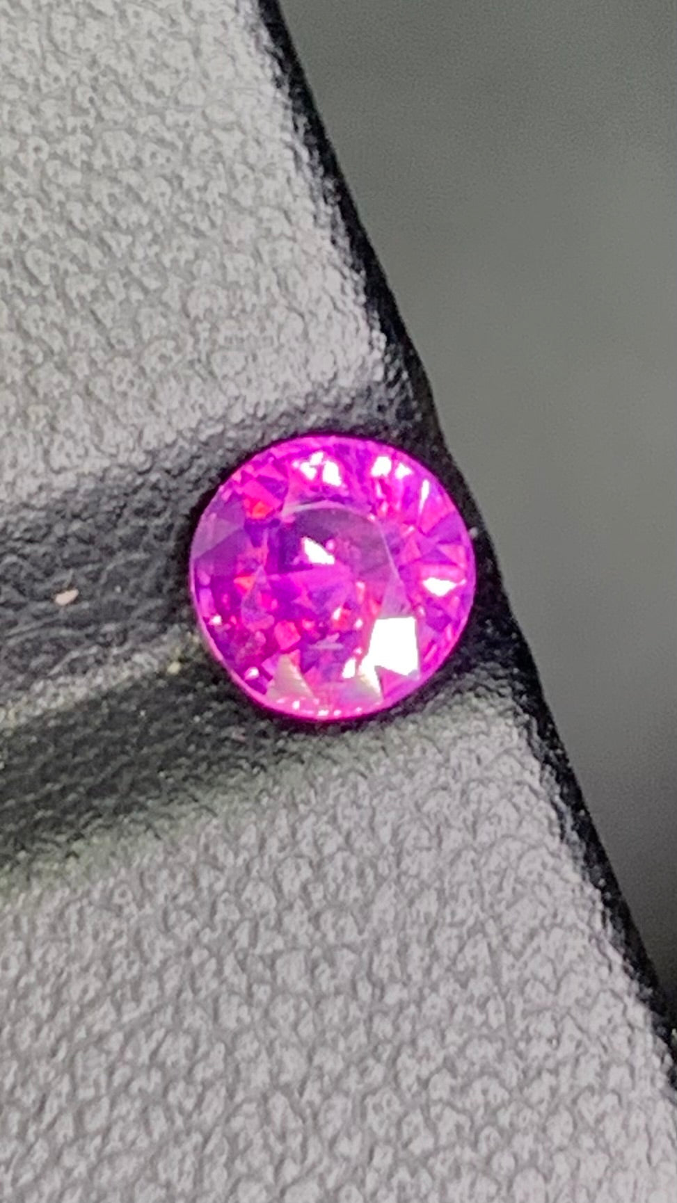 Untreated Rare 1 Carat Pink Colour Natural Kashmir Sapphire