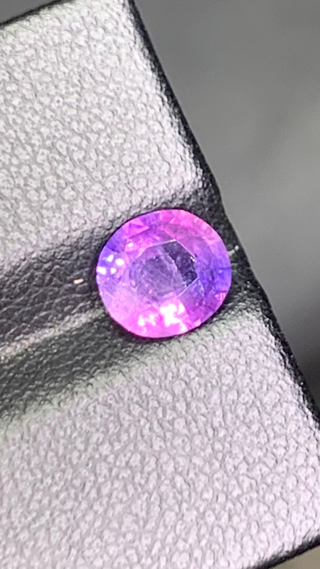 Untreated 1.30 Carat Blue Pink Colour Natural Kashmir Sapphire
