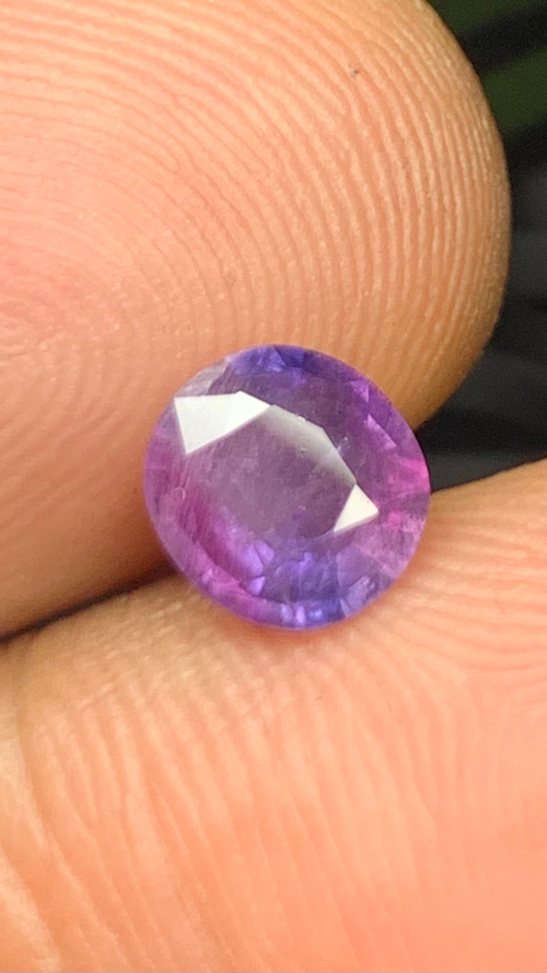 Untreated 1.30 Carat Blue Pink Colour Natural Kashmir Sapphire