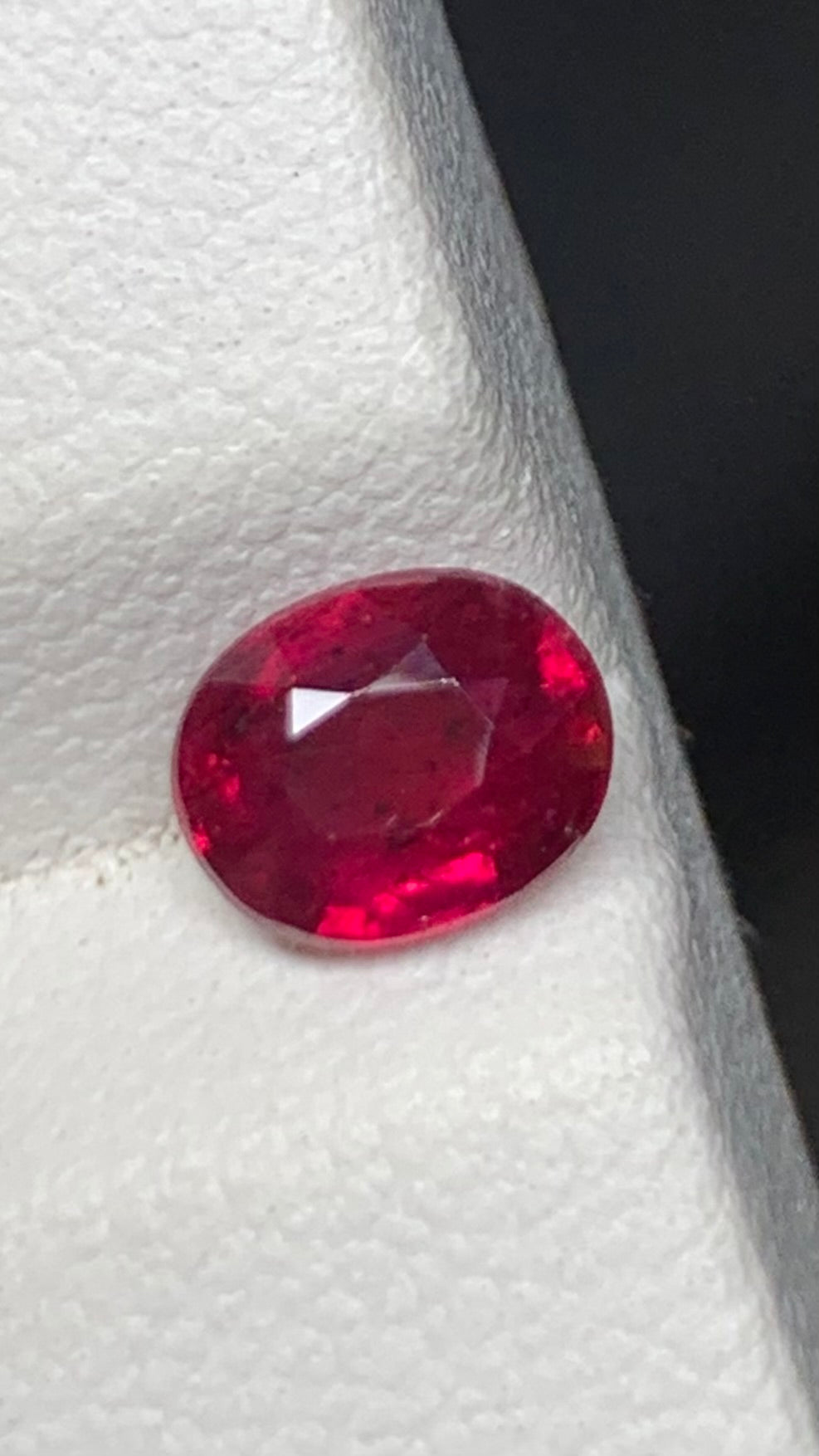 Beautiful 1.05 Carat Pigeon Blood Red Colour Natural Ruby Mozambique