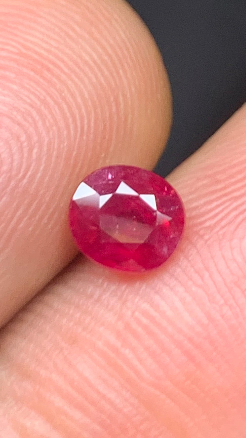 Beautiful 1 Carat Pigeon Blood Red Colour Natural Ruby Mozambique