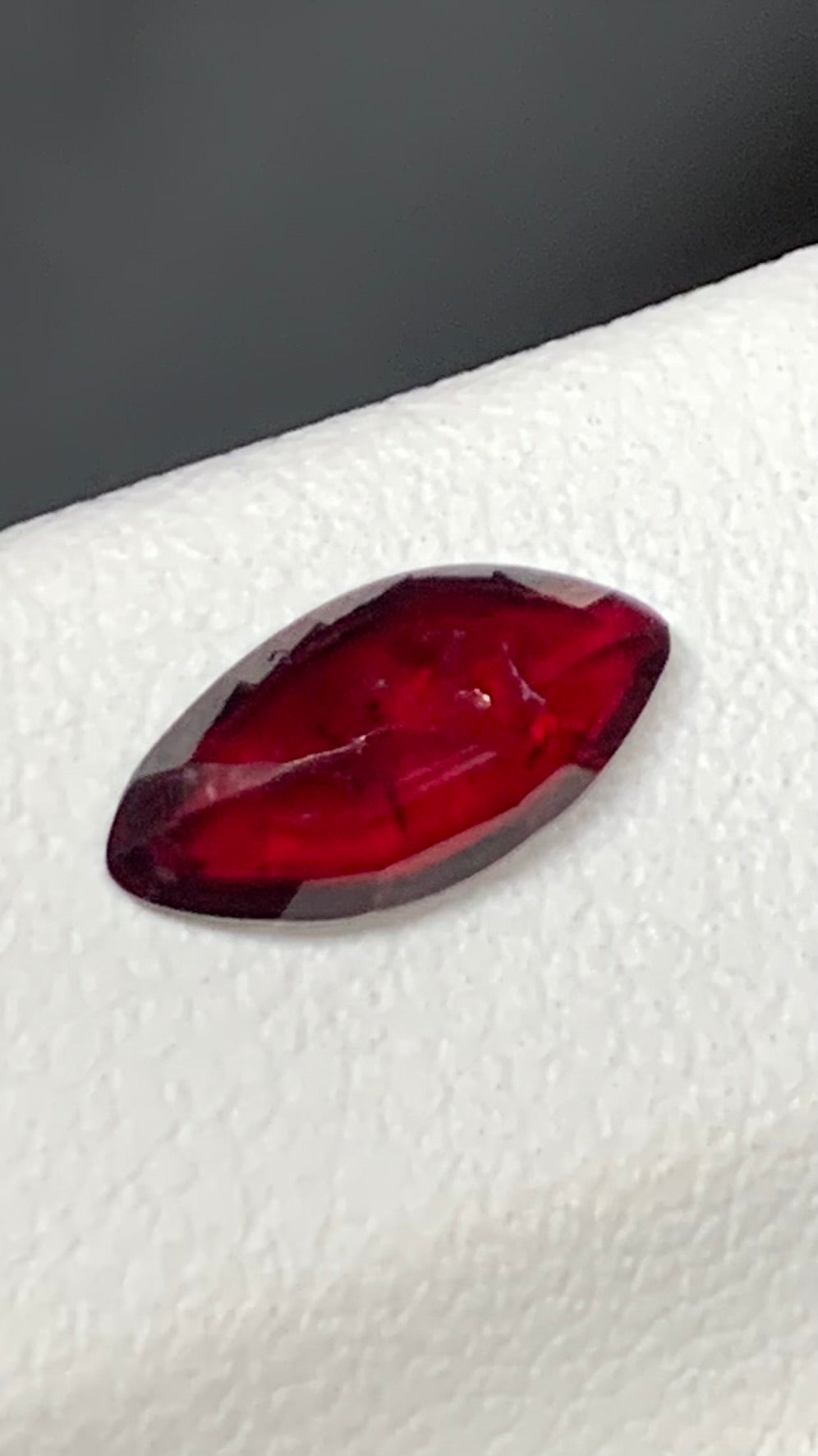 Beautiful 1 Carat Pigeon Blood Red Colour Natural Ruby Mozambique