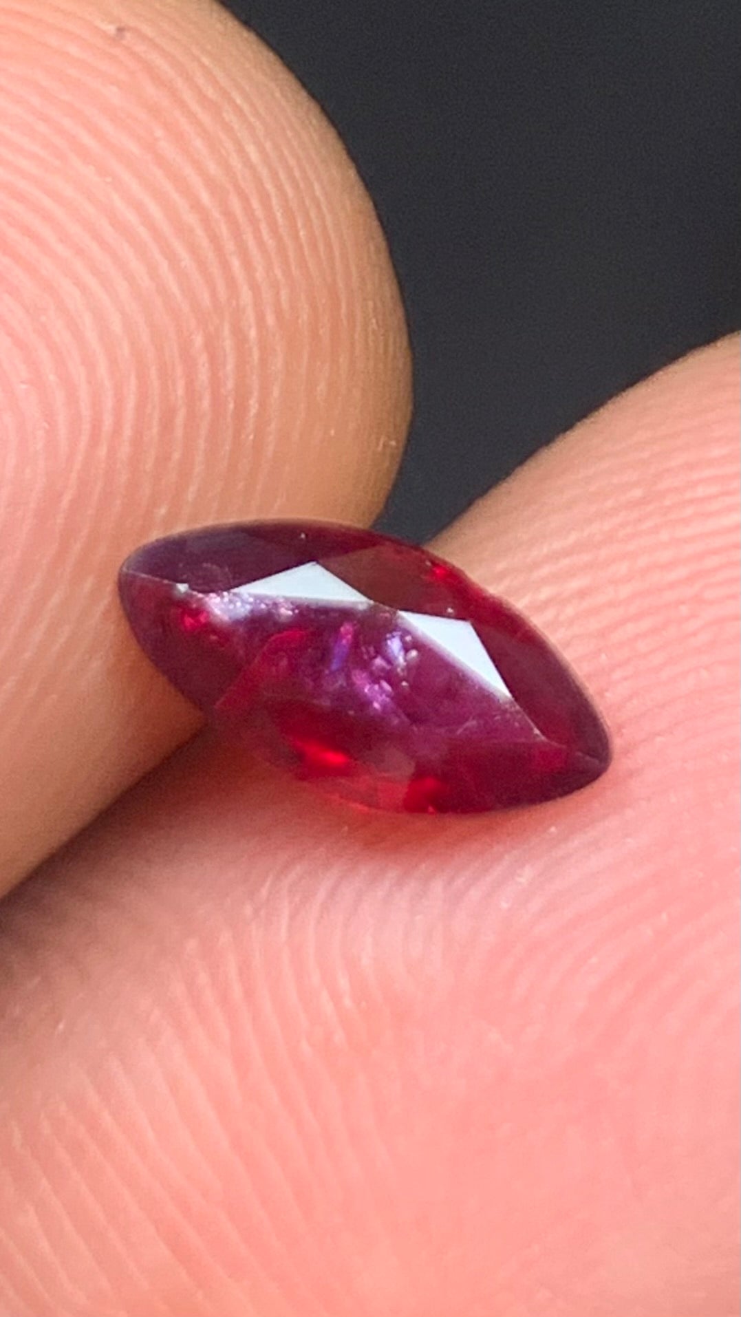 Beautiful 1 Carat Pigeon Blood Red Colour Natural Ruby Mozambique