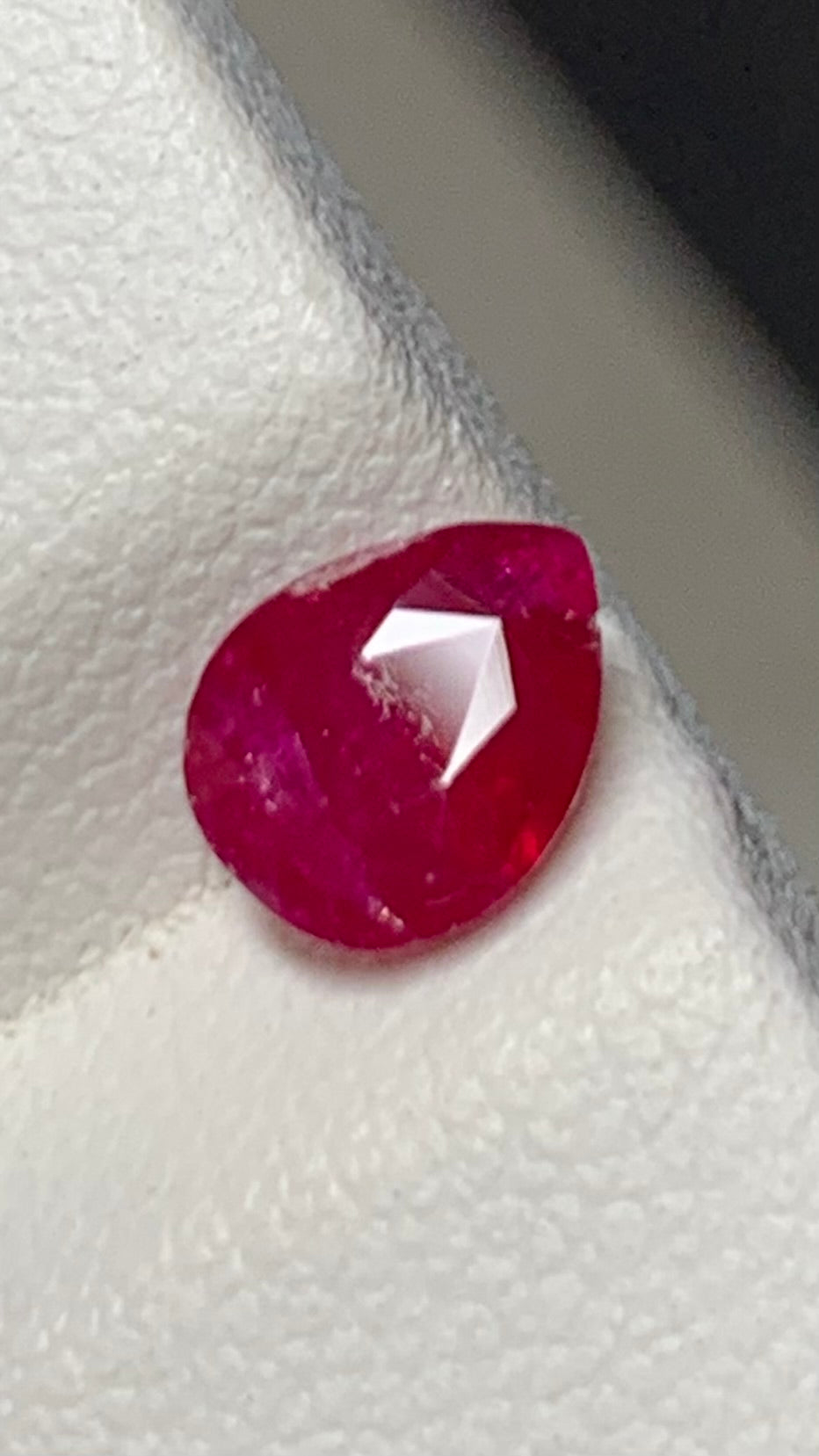 Untreated 0.90 Carat Vivid Red Colour Natural Ruby Mozambique