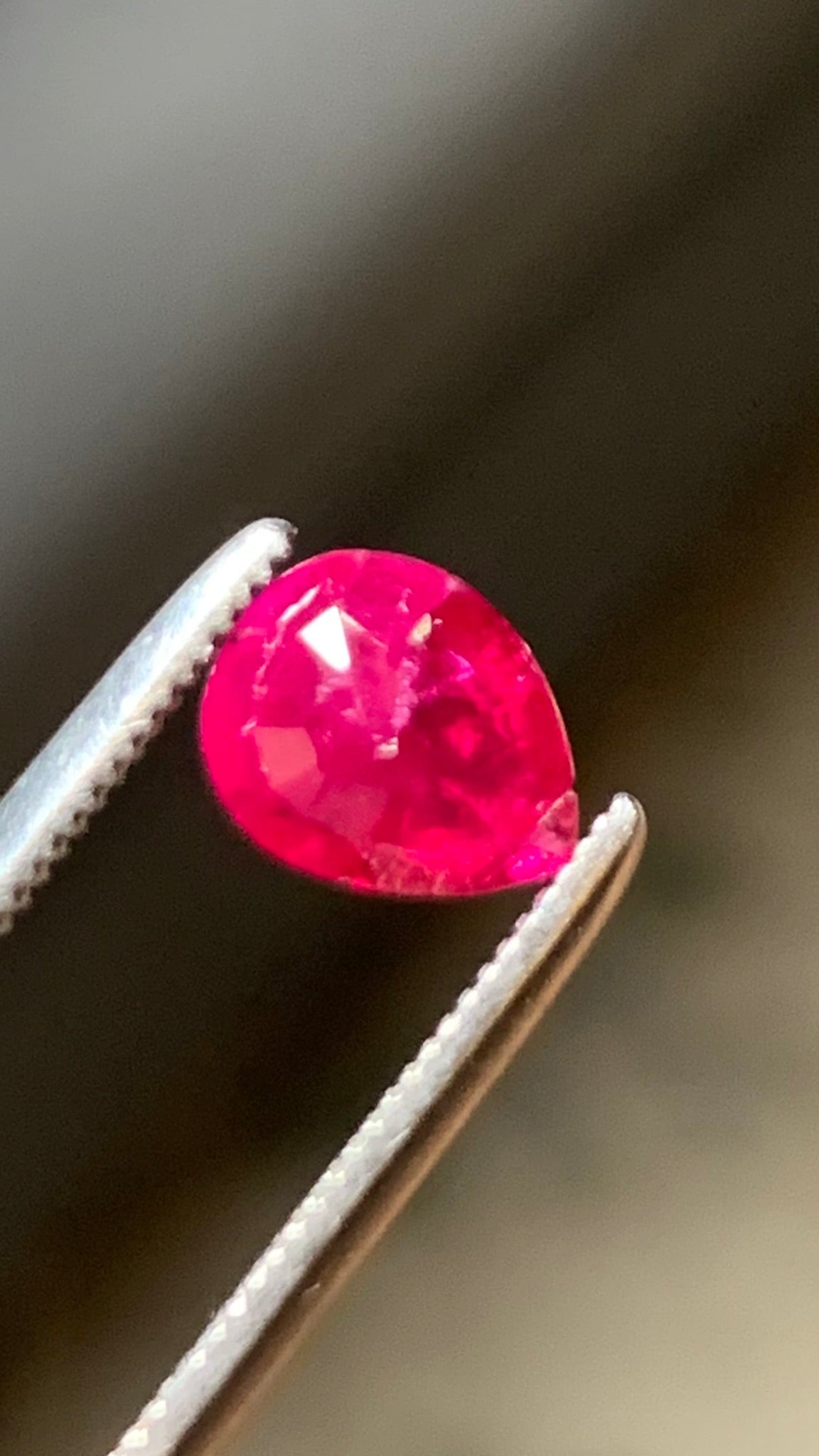 Untreated 0.90 Carat Vivid Red Colour Natural Ruby Mozambique