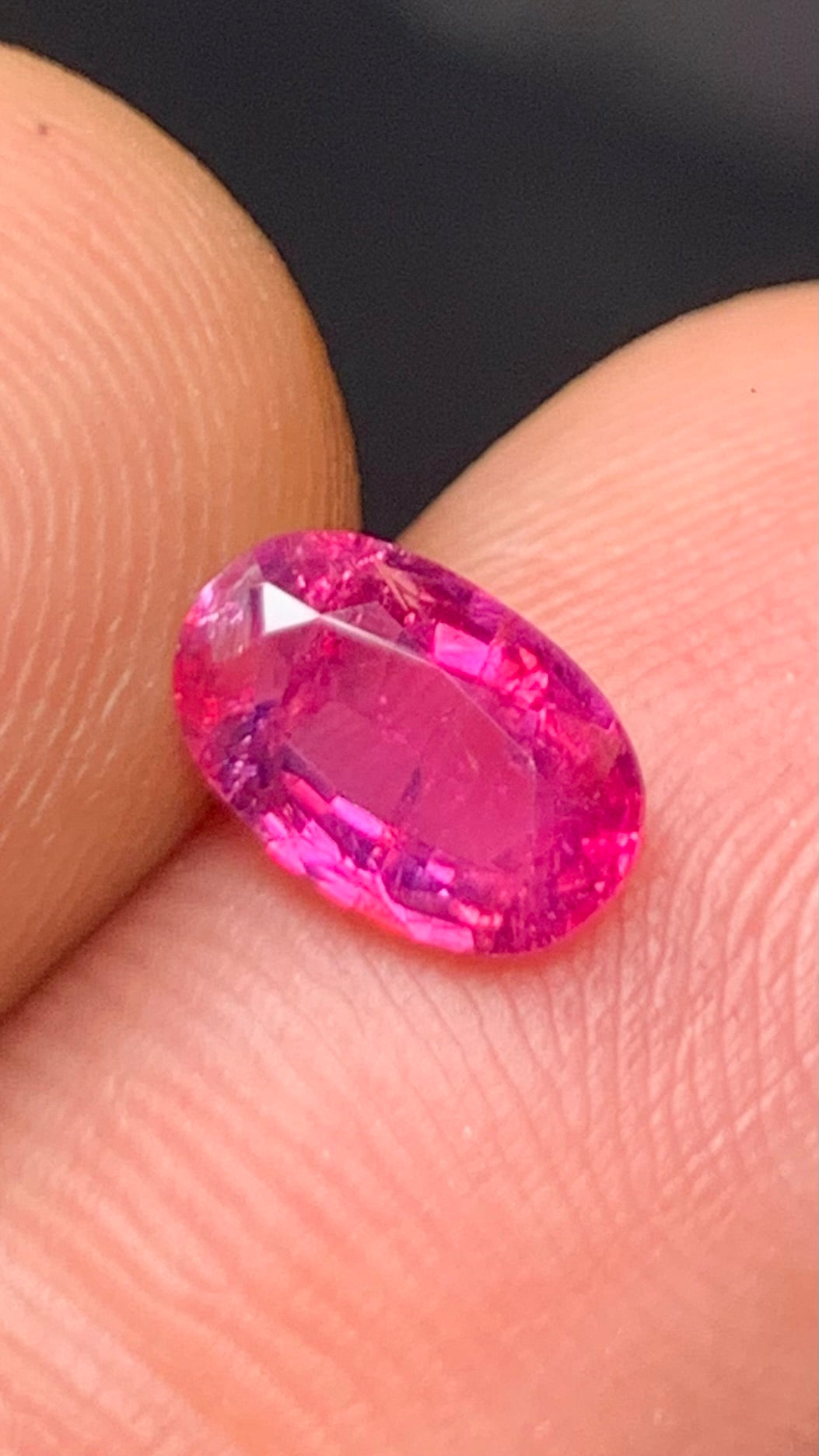 Untreated Certified 1.28 Carat Vivid Pink Blue Colour Natural Sapphire Mozambique