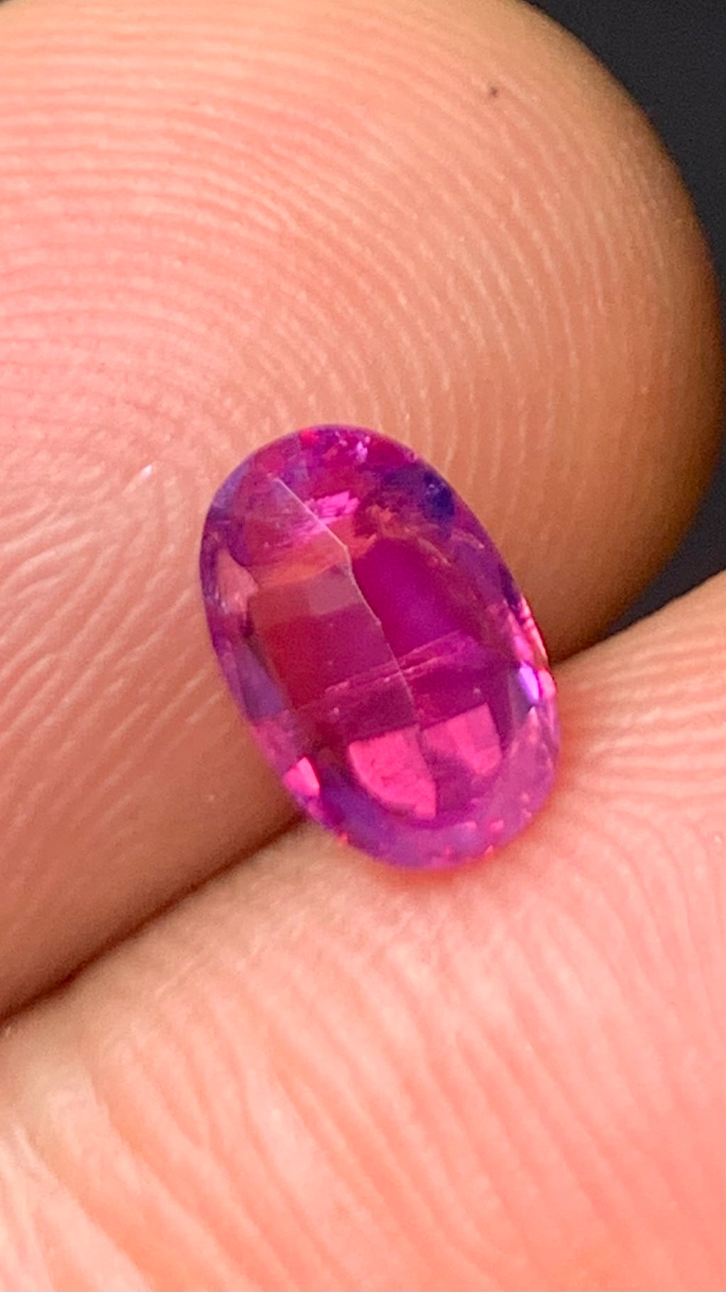 Untreated Certified 1.28 Carat Vivid Pink Blue Colour Natural Sapphire Mozambique