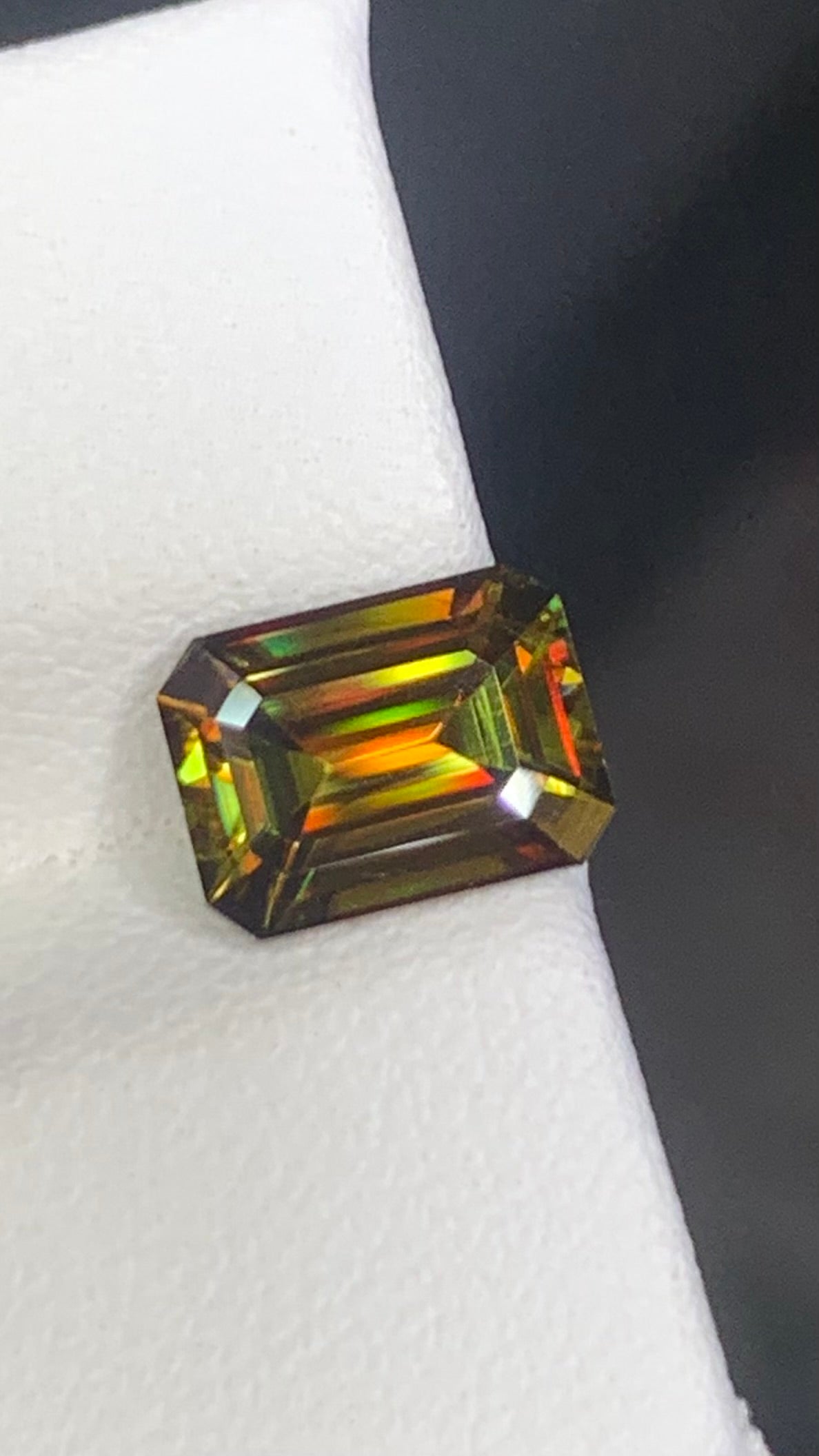 Untreated Top Quality 2.30 Carat Yellow Green Colour Natural Sphene full of flashes
