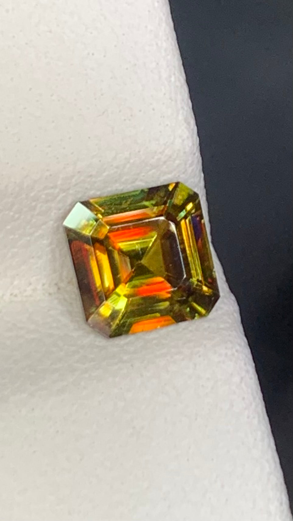 Untreated Top Quality 1.45 Carat Yellow Green Colour Natural Sphene full of flashes