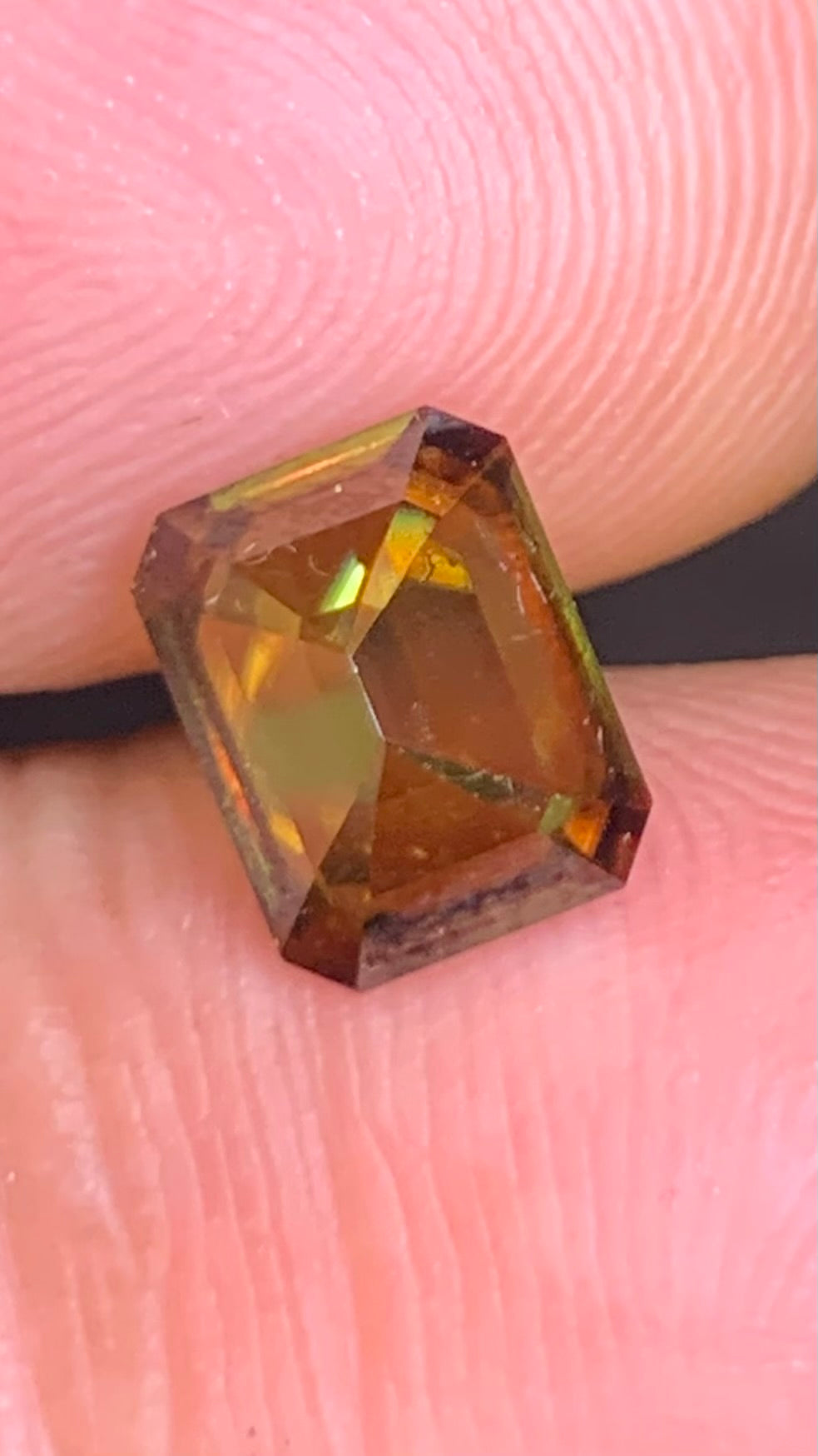 Untreated Top Quality 2.40 Carat Yellow Green Colour Natural Sphene full of flashes