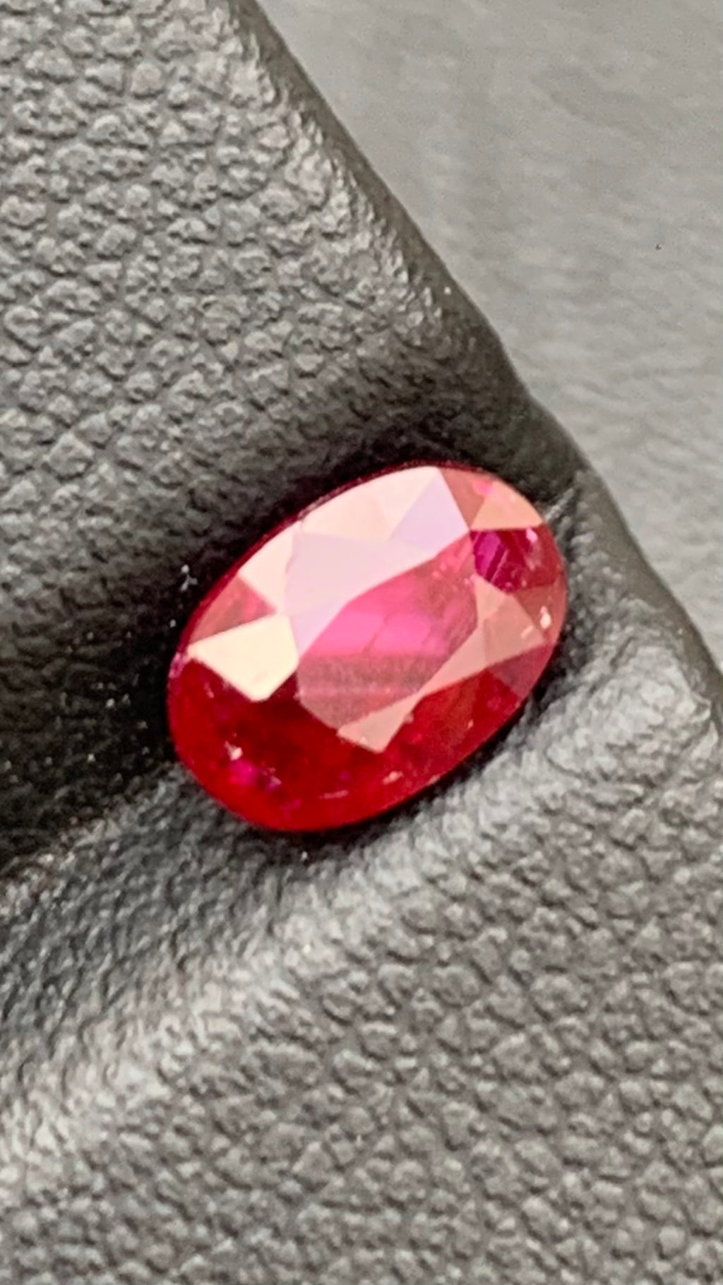 Untreated Certified 1.44 Carat Pigeon Blood Red Colour Natural Ruby Mozambique