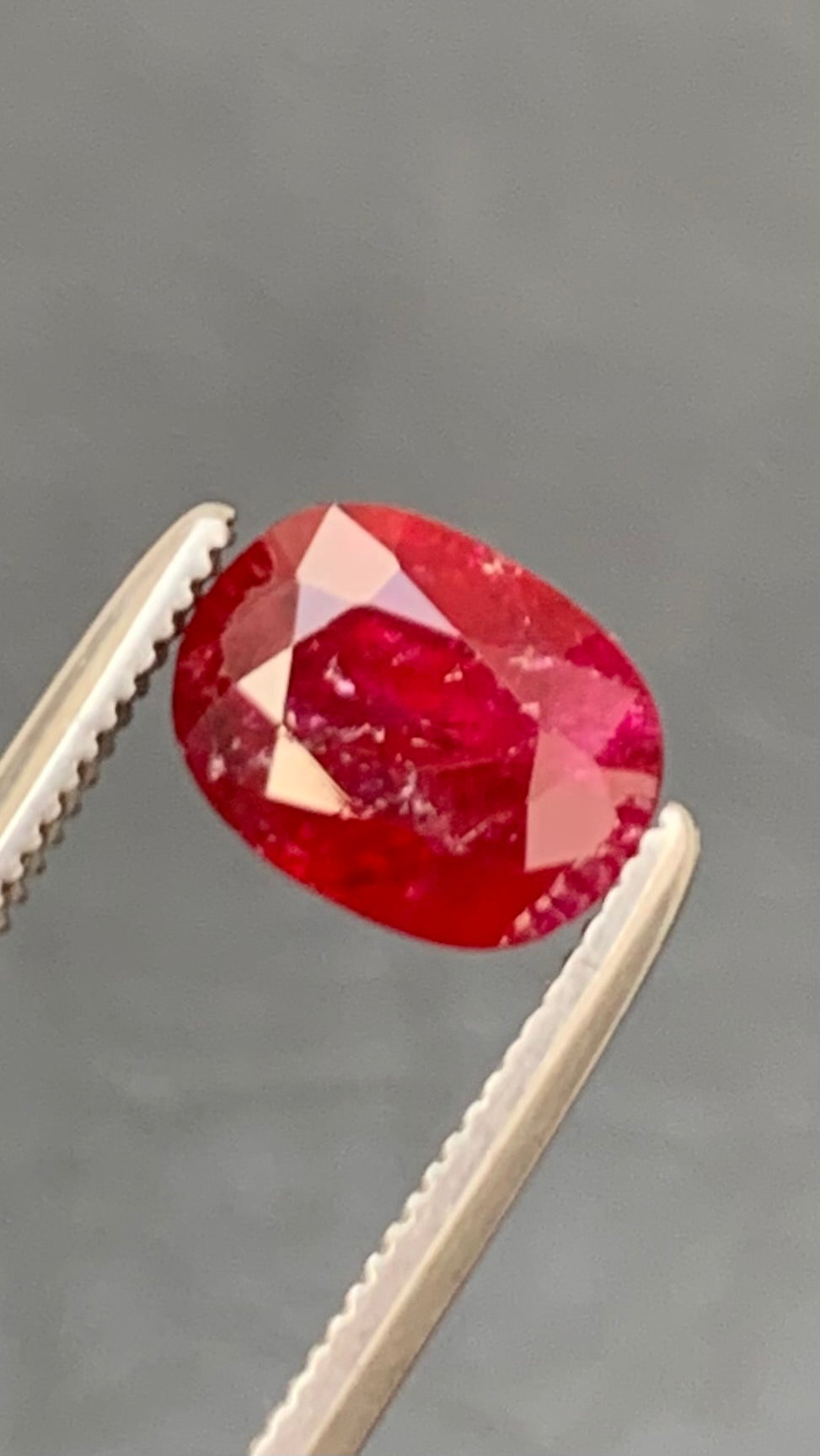 Untreated Certified 1.41 Carat Pigeon Blood Red Colour Natural Ruby Mozambique