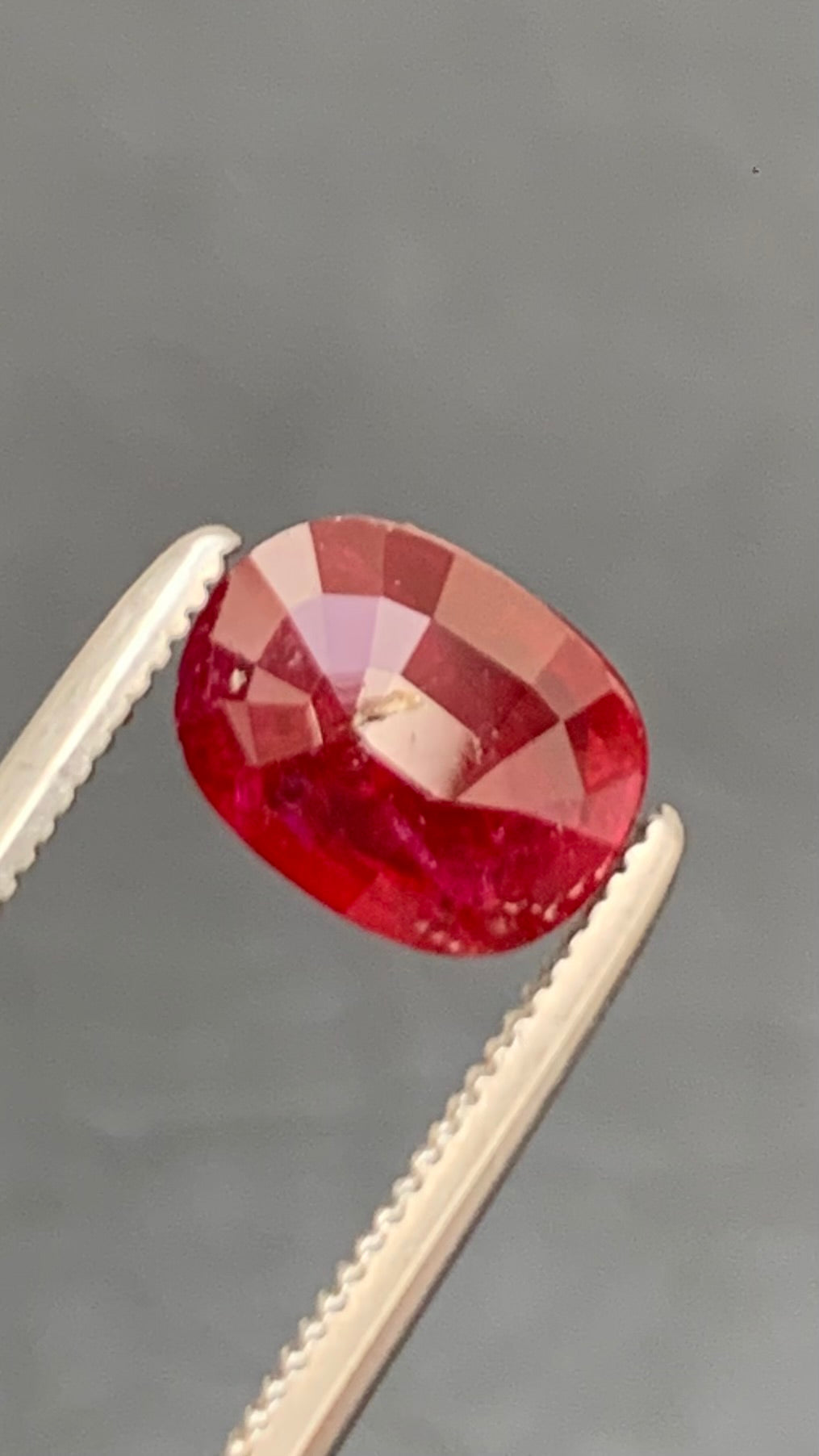 Untreated Certified 1.41 Carat Pigeon Blood Red Colour Natural Ruby Mozambique