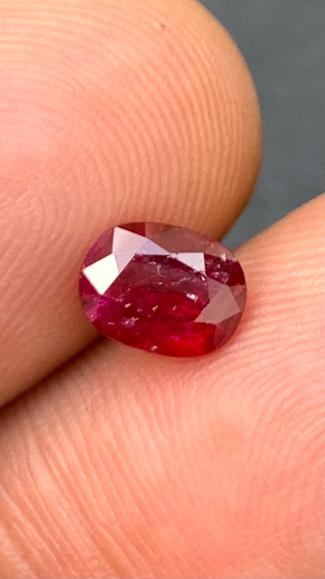 Untreated Certified 1.41 Carat Pigeon Blood Red Colour Natural Ruby Mozambique