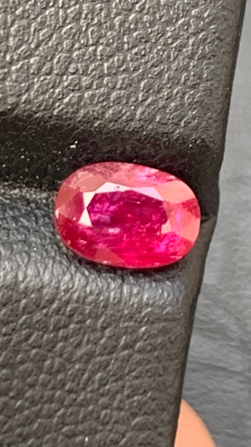 Untreated Certified 1.23 Carat Pigeon Blood Red Colour Natural Ruby Mozambique