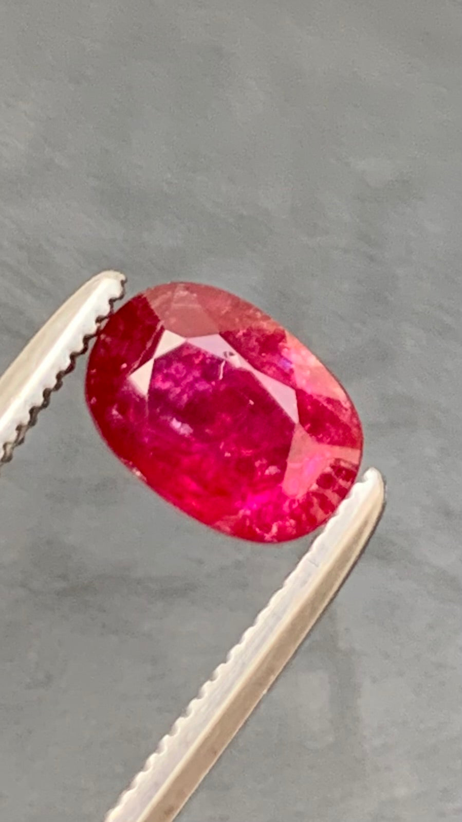 Untreated Certified 1.23 Carat Pigeon Blood Red Colour Natural Ruby Mozambique