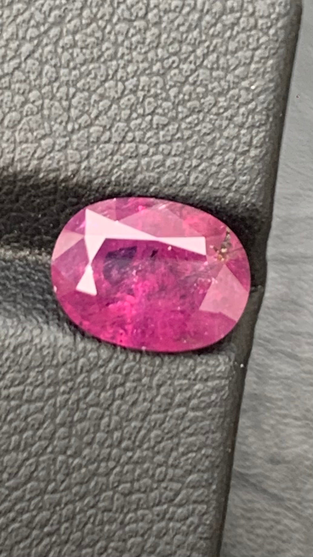 Untreated Rare Certified 3.21 Carat Red Purple Colour Natural Ruby Kashmir
